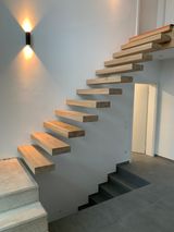 Freischwebende Treppe